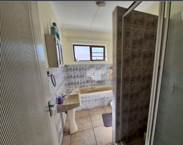 3 Bedroom Property for Sale in Gonubie Eastern Cape